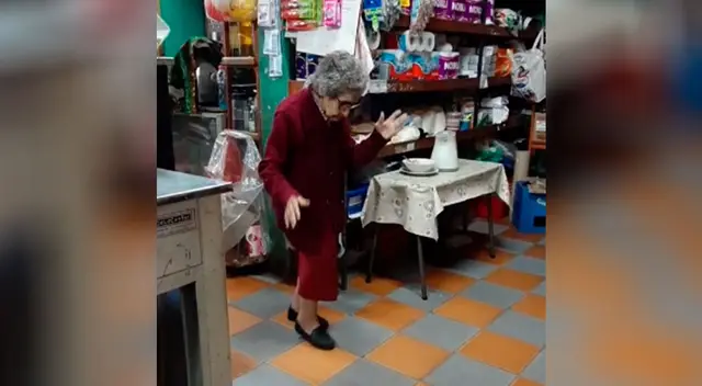 Abuelita remece las redes sociales por su gran habilidad para el baile Abuelita remece las redes sociales por su gran habilidad para el baile