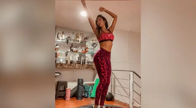 Melissa Paredes molesta por comentario de usuario. Melissa Paredes molesta por comentario de usuario.