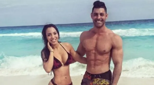 Pese a que Ray Sandoval fue quien violentó a Sebastián Lizarzaburu, Andrea Miranda lo denunciará por salir en los programas de espectáculos a hablar de ella. Pese a que Ray Sandoval fue quien violentó a Sebastián Lizarzaburu, Andrea Miranda lo denunciará por salir en los programas de espectáculos a hablar de ella.