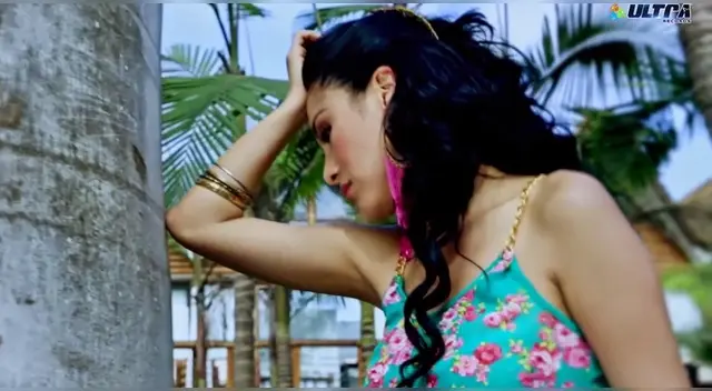 La cantante Katy Jara sorprendió al revelar que cerró su local ubicado en el centro de Lima debido a temas personales, y agradeció a sus clientes.