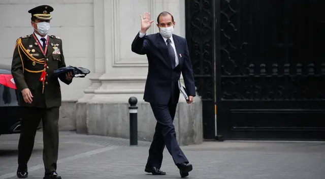 Walter Martos, el segundo militar en asumir la PCM en los últimos 40 años Walter Martos, el segundo militar en asumir la PCM en los últimos 40 años