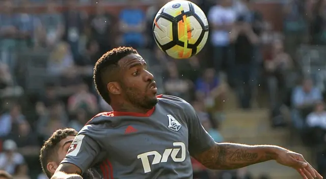 Jefferson Farfán fue figura en el Lokomotiv de Moscú por cuatro temporadas. Jefferson Farfán fue figura en el Lokomotiv de Moscú por cuatro temporadas.