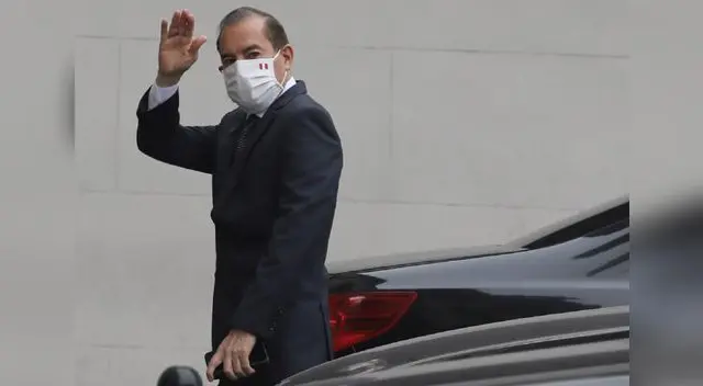 El premier Walter Martos  pide a ministros no hacer planes a largo plazo, sino tener soluciones inmediatas contra esta crisis sanitaria.