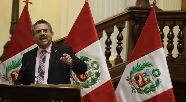 Presidente del Congreso ofreció disculpas “por los errores que podamos haber cometido”. Presidente del Congreso ofreció disculpas “por los errores que podamos haber cometido”.