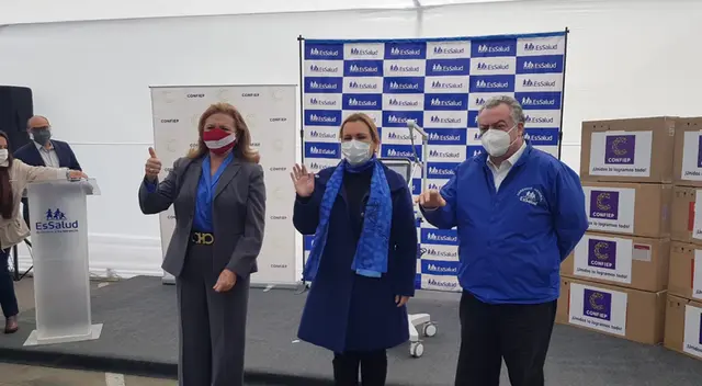 Fiorella Molinelli presenta donaciones de la Confiep. Fiorella Molinelli presenta donaciones de la Confiep.