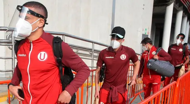 Universitario de Deportes juega en el día de su aniversario.