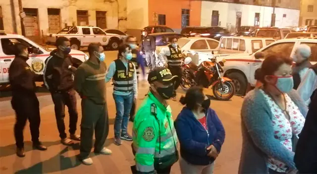 Dueño del terreno acusa a los invasores. Dueño del terreno acusa a los invasores.