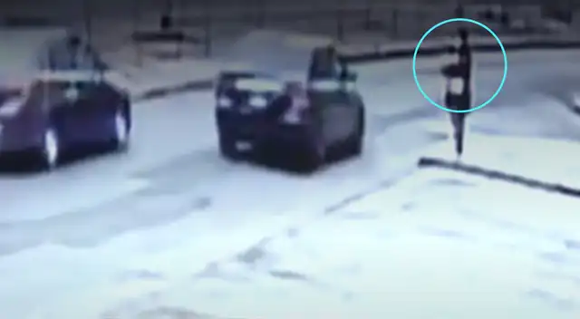 Secuestran a joven en SJL y le quitan su dinero.
