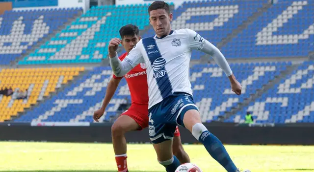 Con esta victoria frente al Chivas, el Puebla logró alcanzar al América en la liga mexicana siendo superado solo por diferencia de goles. Con esta victoria frente al Chivas, el Puebla logró alcanzar al América en la liga mexicana siendo superado solo por diferencia de goles.