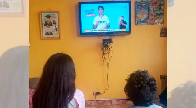 Minedu realiza programa televisivo a enseñar a alumnos con NEE.