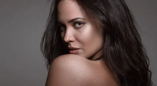 Lucía Oxenford utilizó sus redes sociales para crear conciencia sobre el derecho de las mujeres de elegir o no la maternidad, y pidió legalizar el aborto.