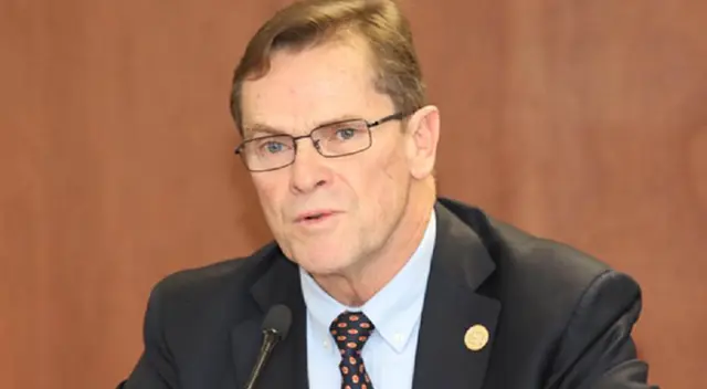 El jefe del Comando Vacuna sostiene que esta vacuna llegará primero a la población más vulnerable. El jefe del Comando Vacuna sostiene que esta vacuna llegará primero a la población más vulnerable.