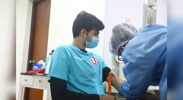 Jugadores de universitario pasan pruebas serológicas
