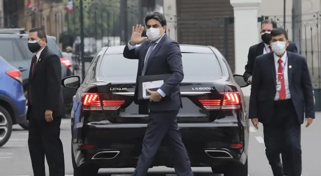 Martín Benavides se presentó ante el Congreso para responder por su gestión en la Sunedu. Martín Benavides se presentó ante el Congreso para responder por su gestión en la Sunedu.