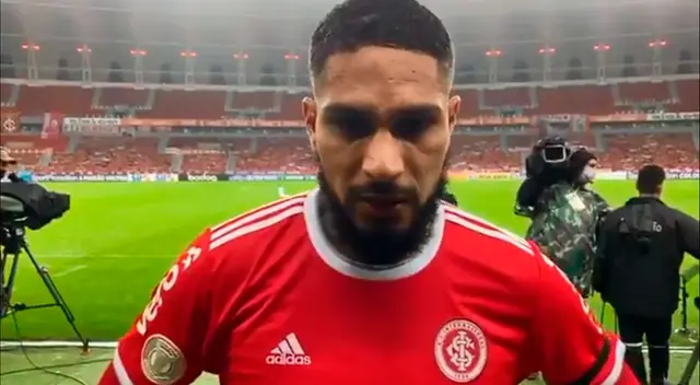 Paolo Guerrero lleva dos goles en el Brasileirao.