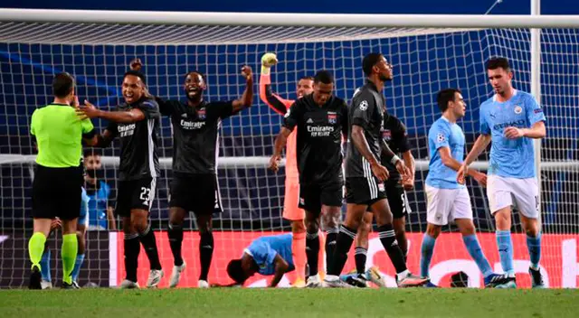 El Manchester City se quedó con las ganas de seguir vivo en la Champions League, mientras que Lyon va a paso de campeón.