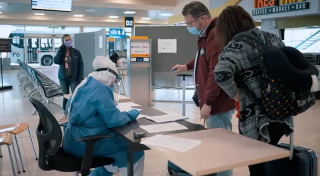 Ecuador descarta el aislamiento para turistas Ecuador descarta el aislamiento para turistas