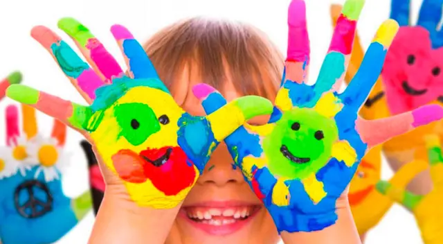 Google celebra la niñez con colorido Doodle por el Día del Niño.