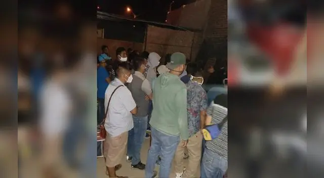 Los detenidos ni siquiera respetaban el correspondiente distanciamiento social. Los detenidos ni siquiera respetaban el correspondiente distanciamiento social.