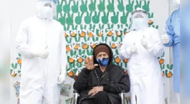 El permaneció seis días hospitalizado por culpa de la enfermedad. El permaneció seis días hospitalizado por culpa de la enfermedad.