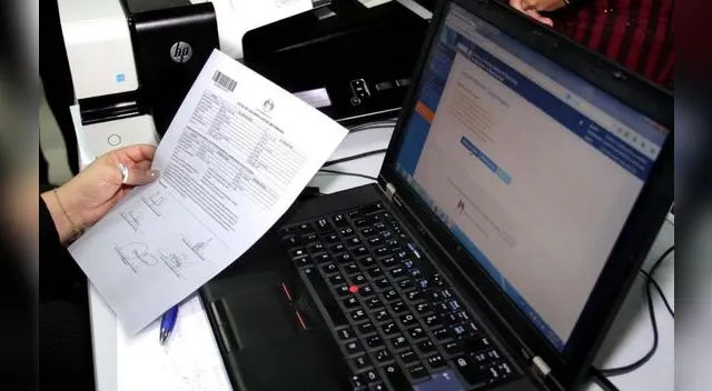 Solo necesitas una computadora y tu impresora para realizar trámites de actas de nacimiento.