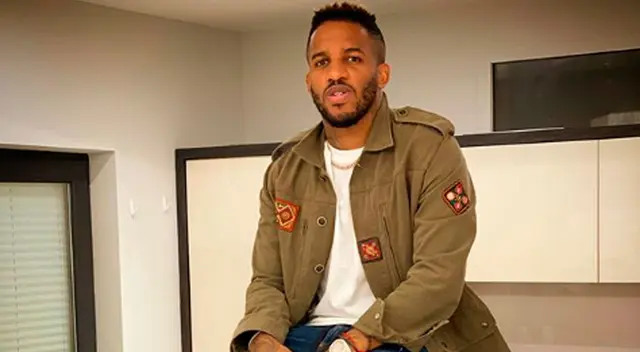 Paco Bazán indignado por privilegios de Jefferson Fárfan. Paco Bazán indignado por privilegios de Jefferson Fárfan.