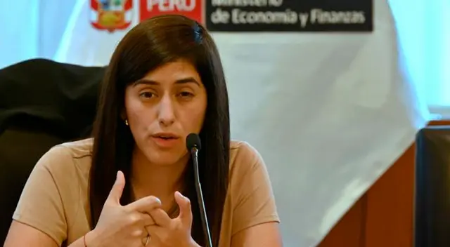 La ministra resaltó la diferencia entre un préstamo y un bono durante su presentación.