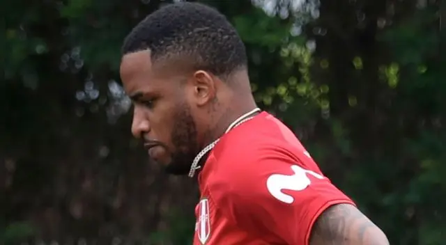 Farfán podría jugar en la MLS. Farfán podría jugar en la MLS.