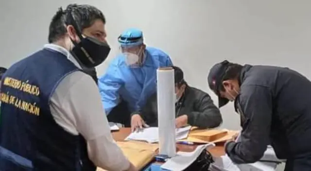 Ellos vienen siendo acusados por el delito de colusión agravada. Ellos vienen siendo acusados por el delito de colusión agravada.