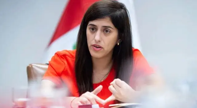 Alva dio a conocer esto a la Comisión de Fiscalización del Congreso. Alva dio a conocer esto a la Comisión de Fiscalización del Congreso.