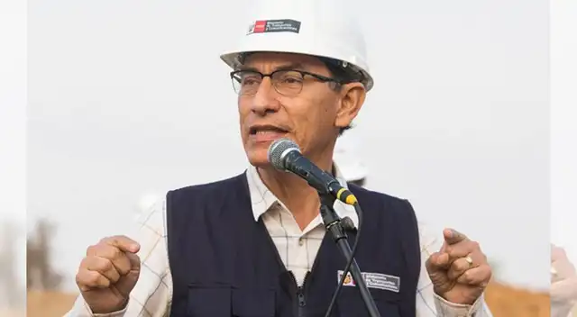 Martín Vizcarra informa a la población sobre las vacunas contra el COVID-19. Martín Vizcarra informa a la población sobre las vacunas contra el COVID-19.