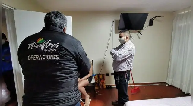 Mediante las redes sociales ofrecían los servicios sexuales.