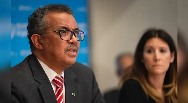 Las declaraciones del director de la OMS se dan en la tercera fase de los ensayos clínicos de las vacunas de COVID-19. Las declaraciones del director de la OMS se dan en la tercera fase de los ensayos clínicos de las vacunas de COVID-19.