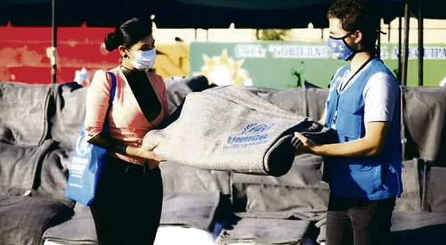 Jenniffer Neira, esposa de Elmer Cáceres Llica, se defiende y deslinda de acusaciones. Jenniffer Neira, esposa de Elmer Cáceres Llica, se defiende y deslinda de acusaciones.