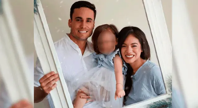 Jazmín Pinedo orgullosa de su hija por diploma.