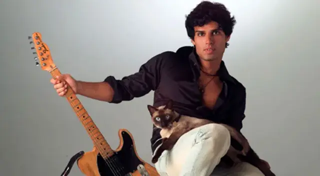 Pedro Suárez-Vértiz lamentó la muerte de 13 jóvenes en discoteca de Los Olivos y aseguró sentirse impotencia por la irresponsabilidad de algunos peruanos. Pedro Suárez-Vértiz lamentó la muerte de 13 jóvenes en discoteca de Los Olivos y aseguró sentirse impotencia por la irresponsabilidad de algunos peruanos.