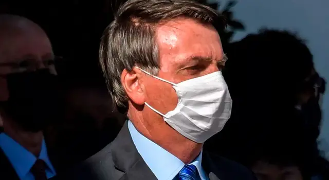 Jair Bolsonaro amenazó a periodista con golpearlo.