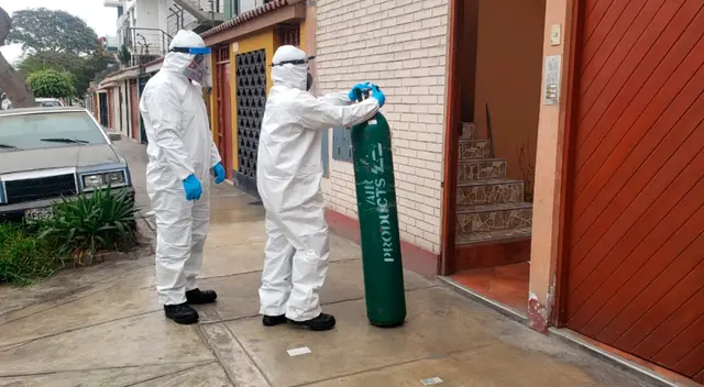 Llenan tanques de oxígeno en Surco. Llenan tanques de oxígeno en Surco.