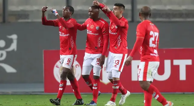 Cienciano y Municipal disputaron un interesante partido en el Estadio Nacional | Foto: @Club_Cienciano