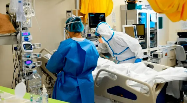 Hombre creyó que el coronavirus era una mentira hasta que su esposa murió