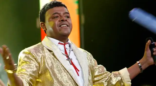 Ítalo Faijó, quien ganó Yo Soy en 2012, lucha por su vida tras haberse contagiado de COVID-19 mientras realizaba show virtual desde discoteca. Ítalo Faijó, quien ganó Yo Soy en 2012, lucha por su vida tras haberse contagiado de COVID-19 mientras realizaba show virtual desde discoteca.