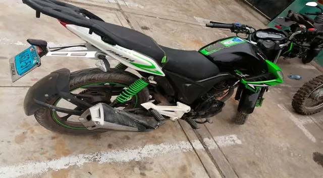 La moto que usaron para escapar La moto que usaron para escapar