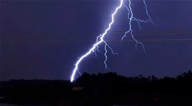 Imagen referencial del rayo en Uganda