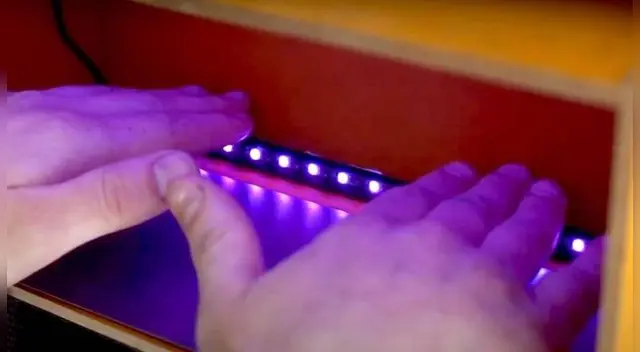 ¡Desinféctese las manos por higiene! ¡Desinféctese las manos por higiene!