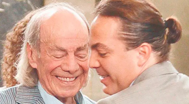 Cristian Castro expresa su dolor por muerte de Manuel ‘El Loco’ Valdés Cristian Castro expresa su dolor por muerte de Manuel ‘El Loco’ Valdés