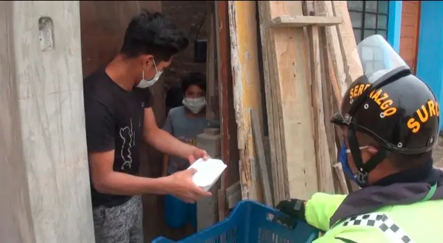 Brindan comida a familias vulnerables de Surco. Brindan comida a familias vulnerables de Surco.