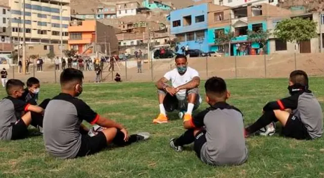 Jefferson Farfán jugaría en la MLS.