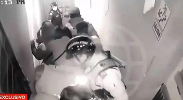 Estas nuevas imágenes difundidas podrían llevar a algunos efectivos policiales a ser denunciados por el delito de homicidio culposo en caso se demuestre su responsabilidad en la escena.