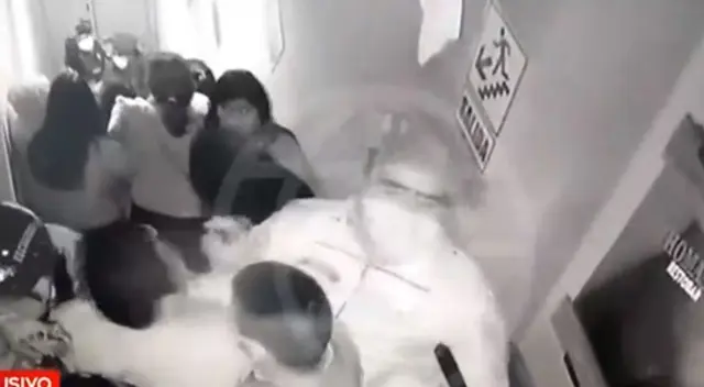 Nuevas evidencias van aclarando lo que sucedió la noche de la tragedia en la discoteca Thomas Restobar que pondría en aprietos a los policías a cargo del operativo.