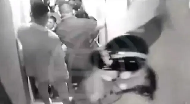 relevan de sus cargos a cinco oficiales de la PNP